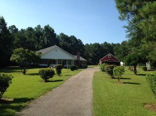 37 Cybur Hills Rd, Carriere, MS 39426