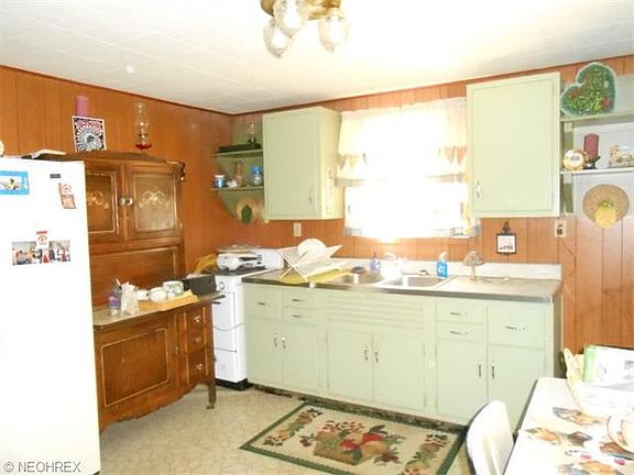 2nd image of 7914 Penn Line Dr