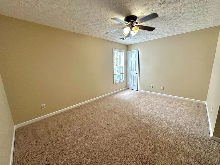 185 Weatherstone Dr — Photo 13