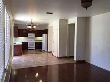4th image of 2917 Dixon Ct