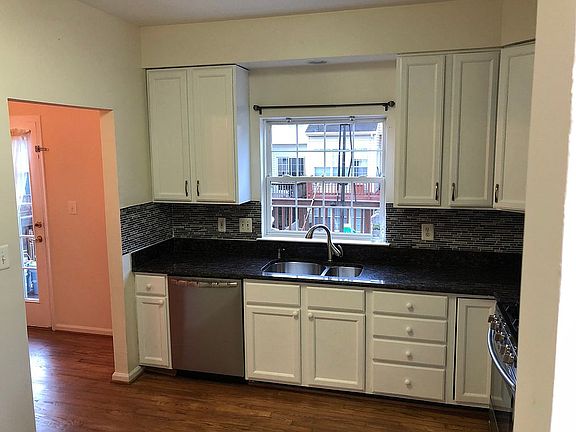 3rd image of 14304 Stonewater Ct