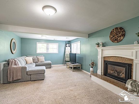 4th image of 278 Kings Way