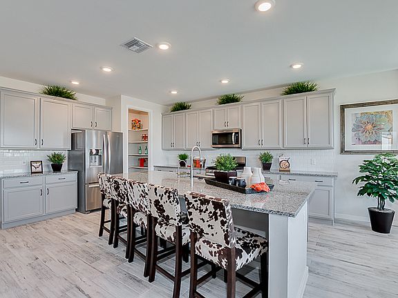 7th image of this home