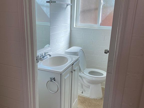 4th image of 11292 S 10th Ave #2