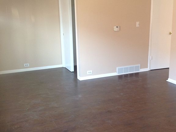 5th image of 897 W North Ave APT D