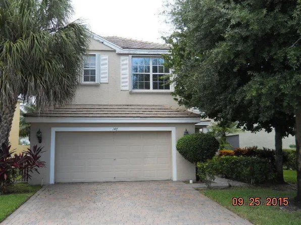 147 KENSINGTON Way, Royal Palm Beach, FL 33414