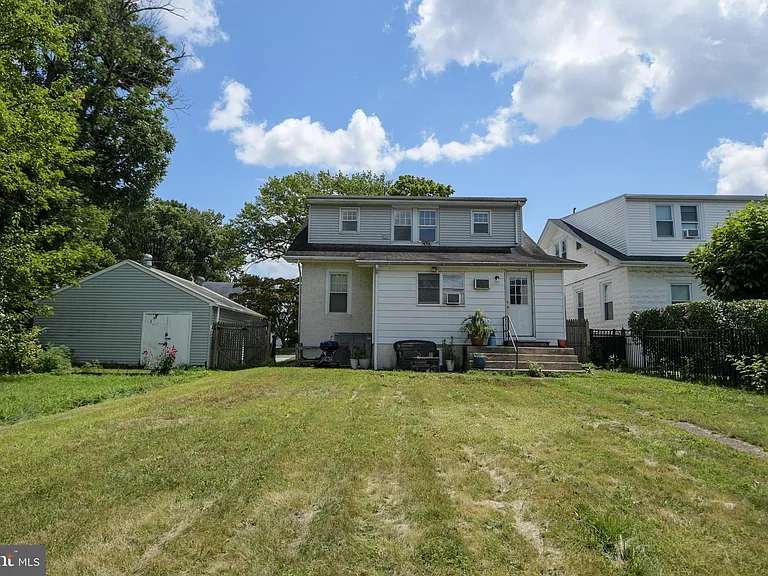 59 N Schuylkill Ave W — Photo 27