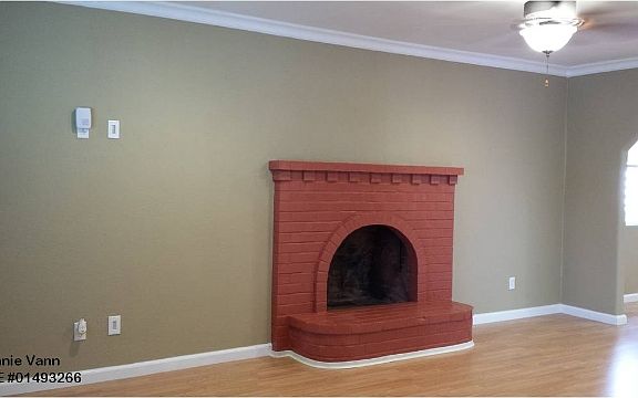 3rd image of 1139 Sonoma Ave
