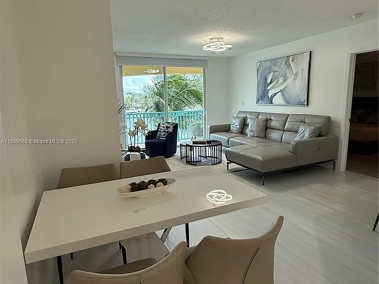 201 Golden Isles Dr #302 — Photo 7