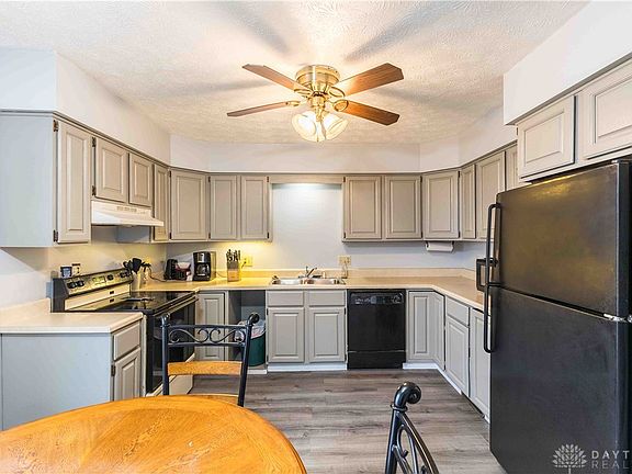 5th image of 1315 Camp Hill Way
