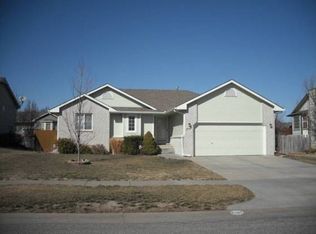 6204 E Quail Ridge St, Wichita, KS 67220