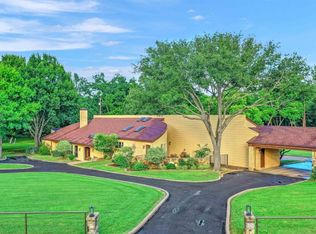 4 Timbercreek Rd, Sherman, TX 75092