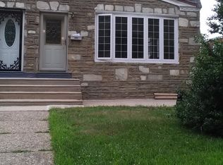 1708 Benton St, Philadelphia, PA 19152