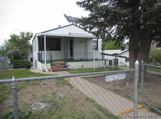714 W 9th St, Cheyenne, WY 82007
