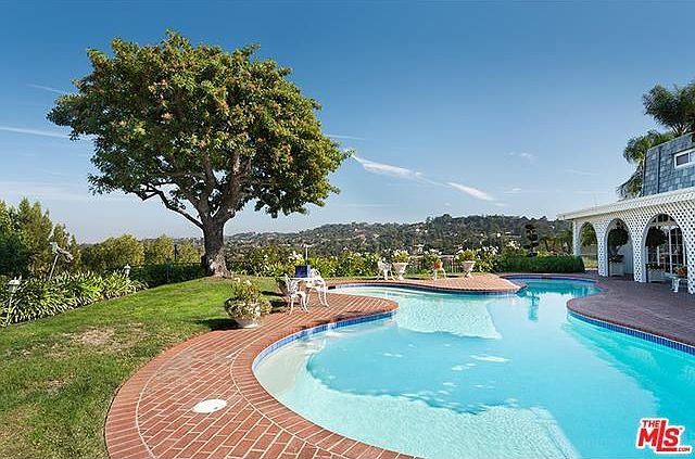 1st image of 16337 Francina Dr