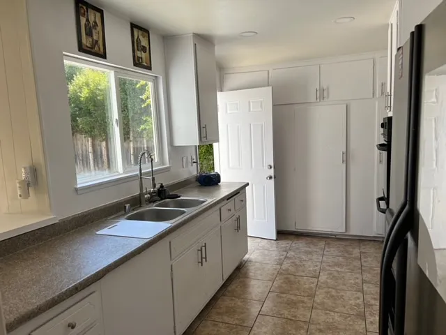 3531 Stetson Ave — Photo 8