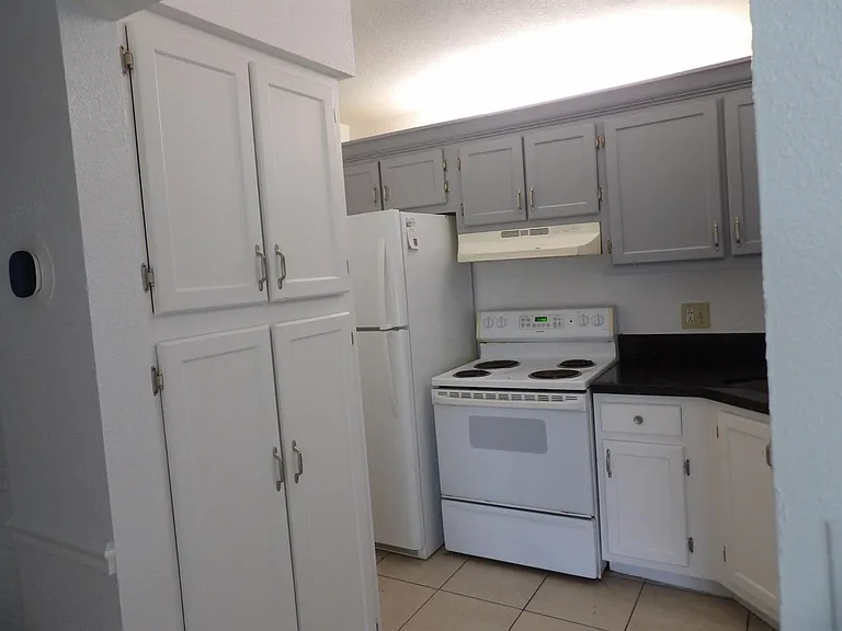 728 Sunny Pine Way #C3 — Photo 5