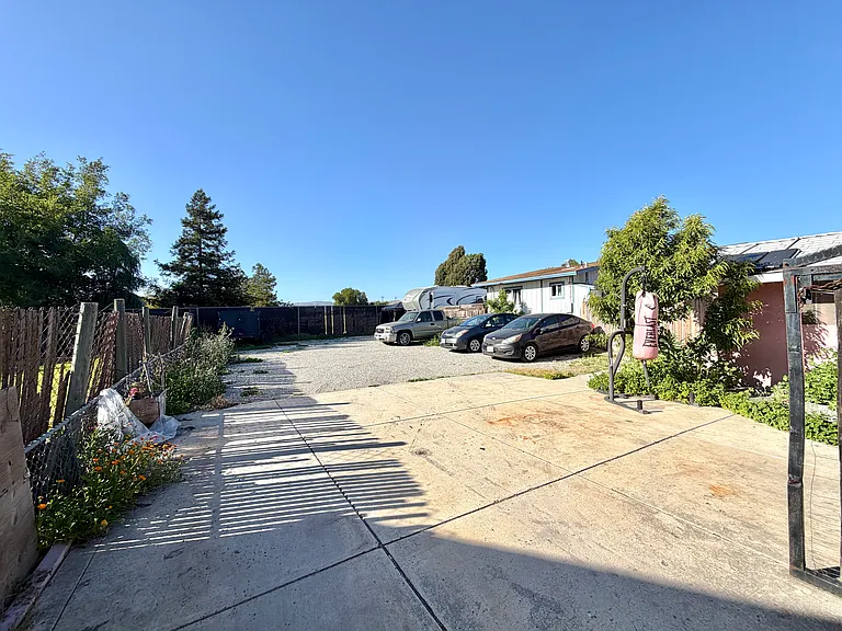 6544 Fairview Rd — Photo 12