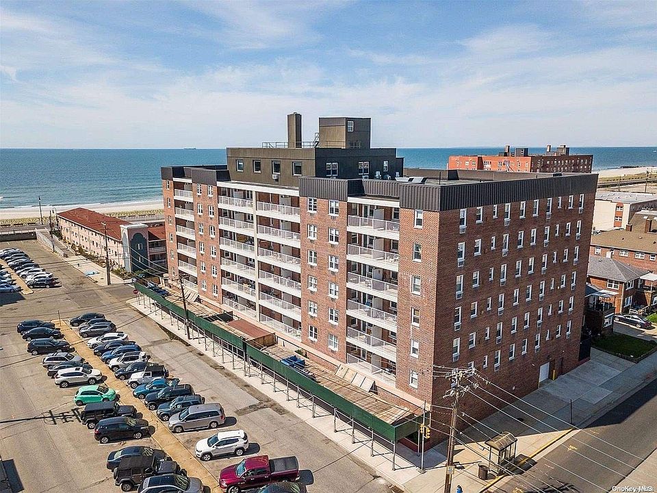 1st image of 55 Monroe Blvd APT 2C