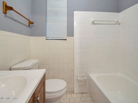2nd image of 5926 DUNMIRE Avenue