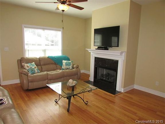 5th image of 1327 Greenheather Dr