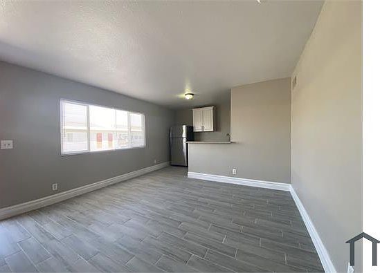 2nd image of 1165 Blankenship Ave APT 2