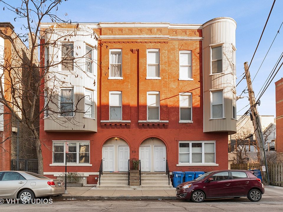 1st image of 711 N Hoyne Ave APT 3S