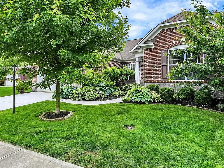 1071 Serenity Ct — Photo 6