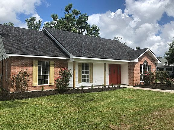 3rd image of 1111 Emerald Cut Ln