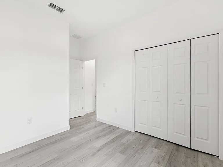 602 Desmoines Ct — Photo 28