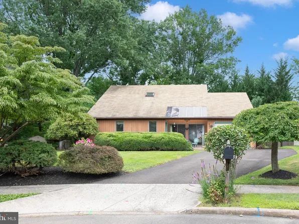 225 Pueblo Rd, Doylestown, PA 18901