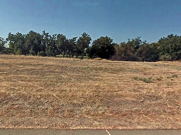 2nd image of 22555 Edgewater Dr