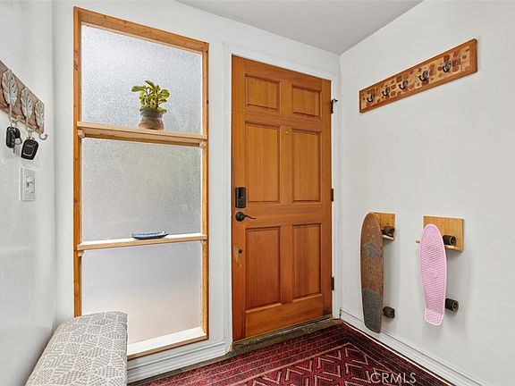 3rd image of 23821 Hillhurst Dr APT 4