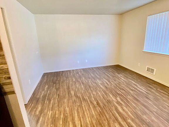 3rd image of 4532 S Henderson St APT 14