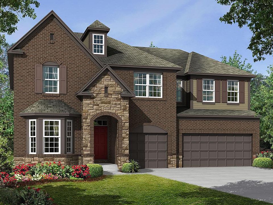 Located on 0010 in Wynstone in Centerville, OH