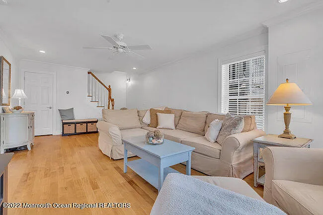 63 Fort Ave — Photo 5