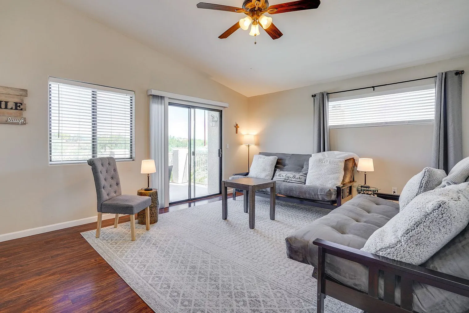 4 bed, 2.0 bath, 2992 sqft, $6,193 — Photo 3