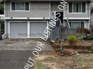 6718 23rd Ave SW, Seattle, WA 98106