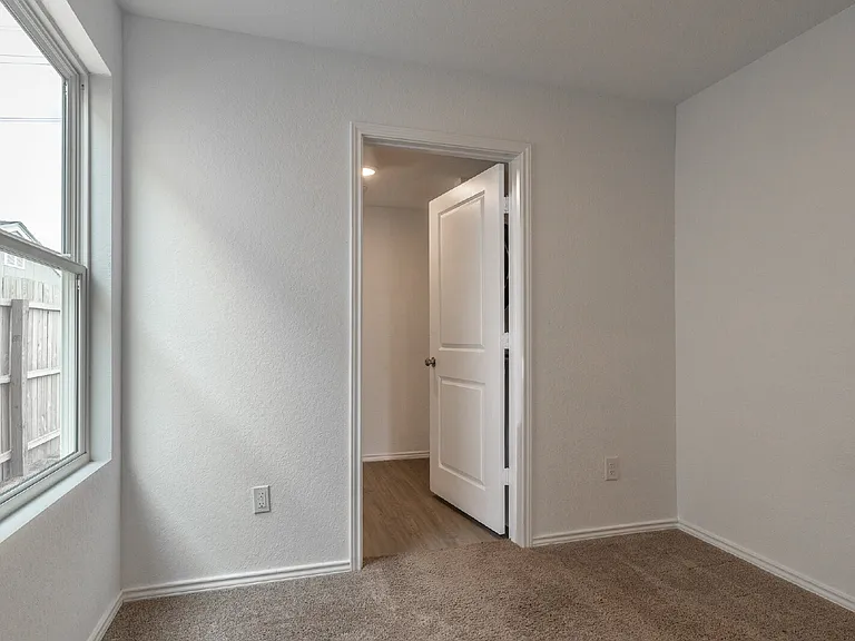 7128 Elm Cv — Photo 12