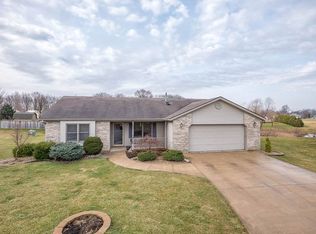2103 Hidden Creek Dr, Auburn, IN 46706