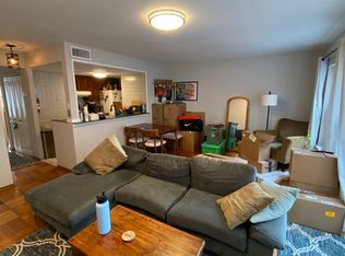 139 N 9th St FLOOR 3, Philadelphia, PA 19107