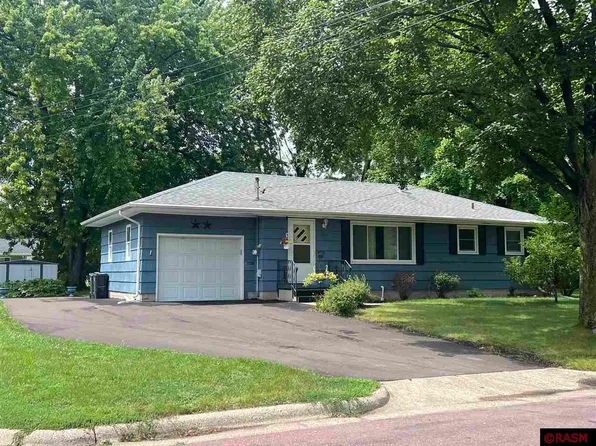106 S Black Eagle Dr, Mankato, MN 56001