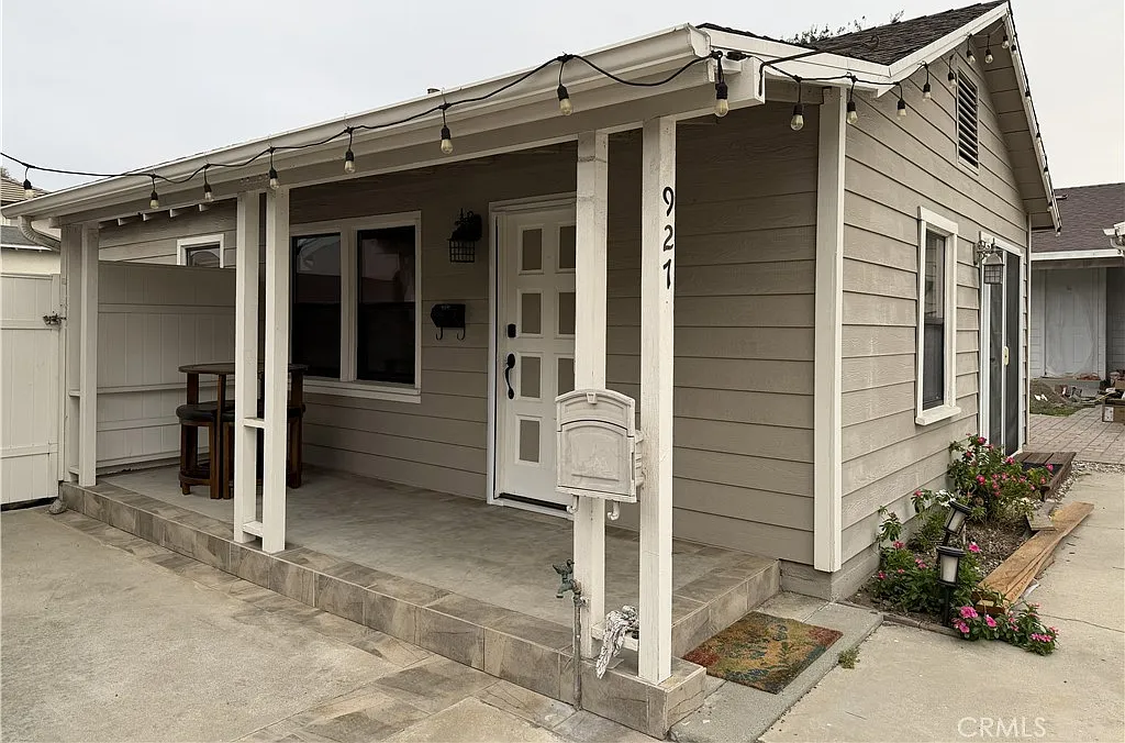 1 bed, 550 sqft, $1,900 — Photo 1