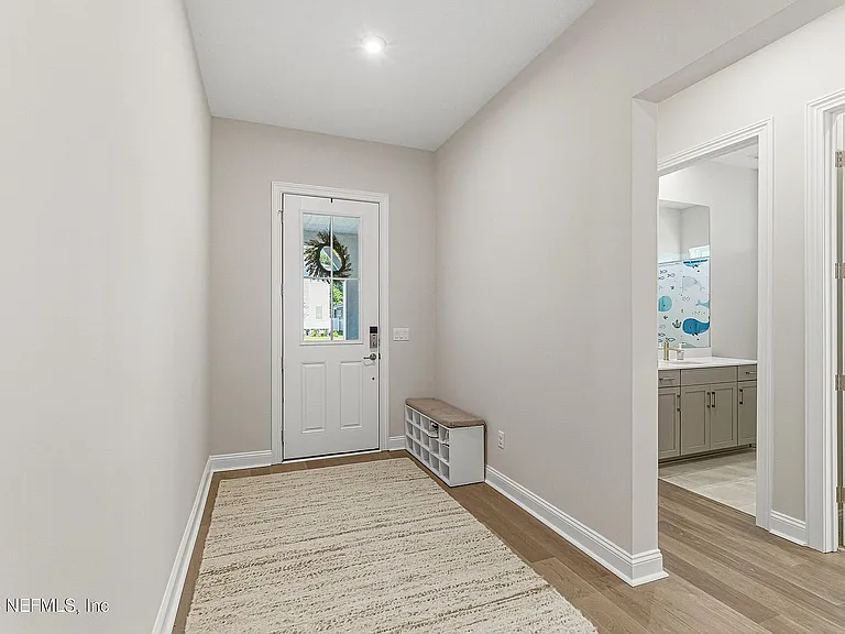 66 Adirondack Dr — Photo 12