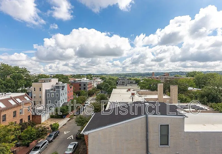 1345 K St SE #T-01 — Photo 20