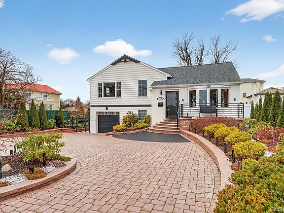 4th image of 3377 Agar Place
