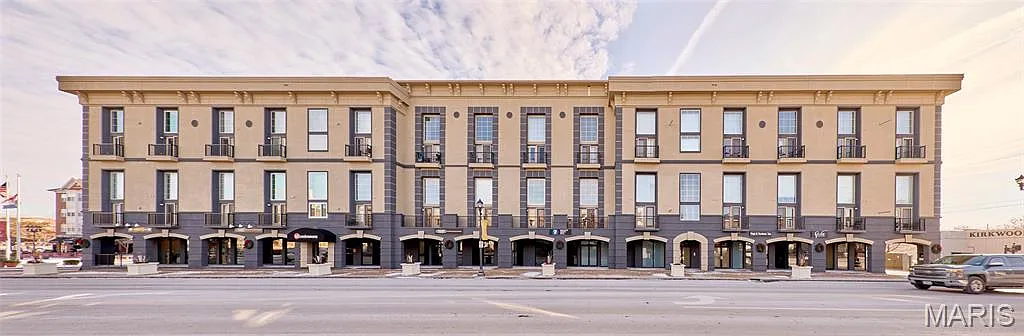 Building Photo - 200 S Kirkwood Rd