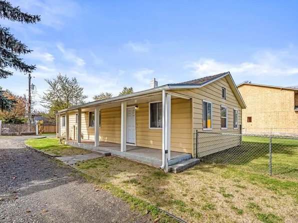 6821 N Crestline St, Spokane, WA 99217