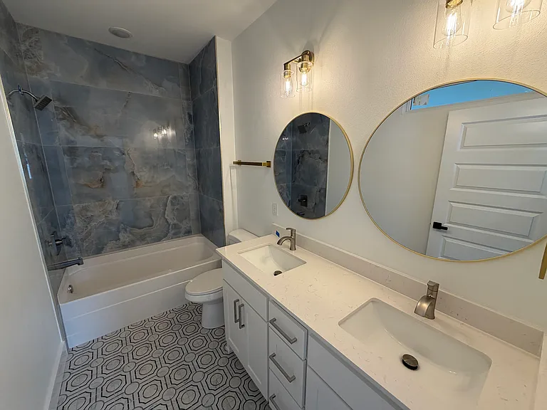 906 N Sang Ave — Photo 18