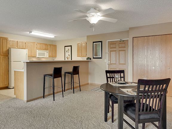 3rd image of 13600 Commerce Blvd #346